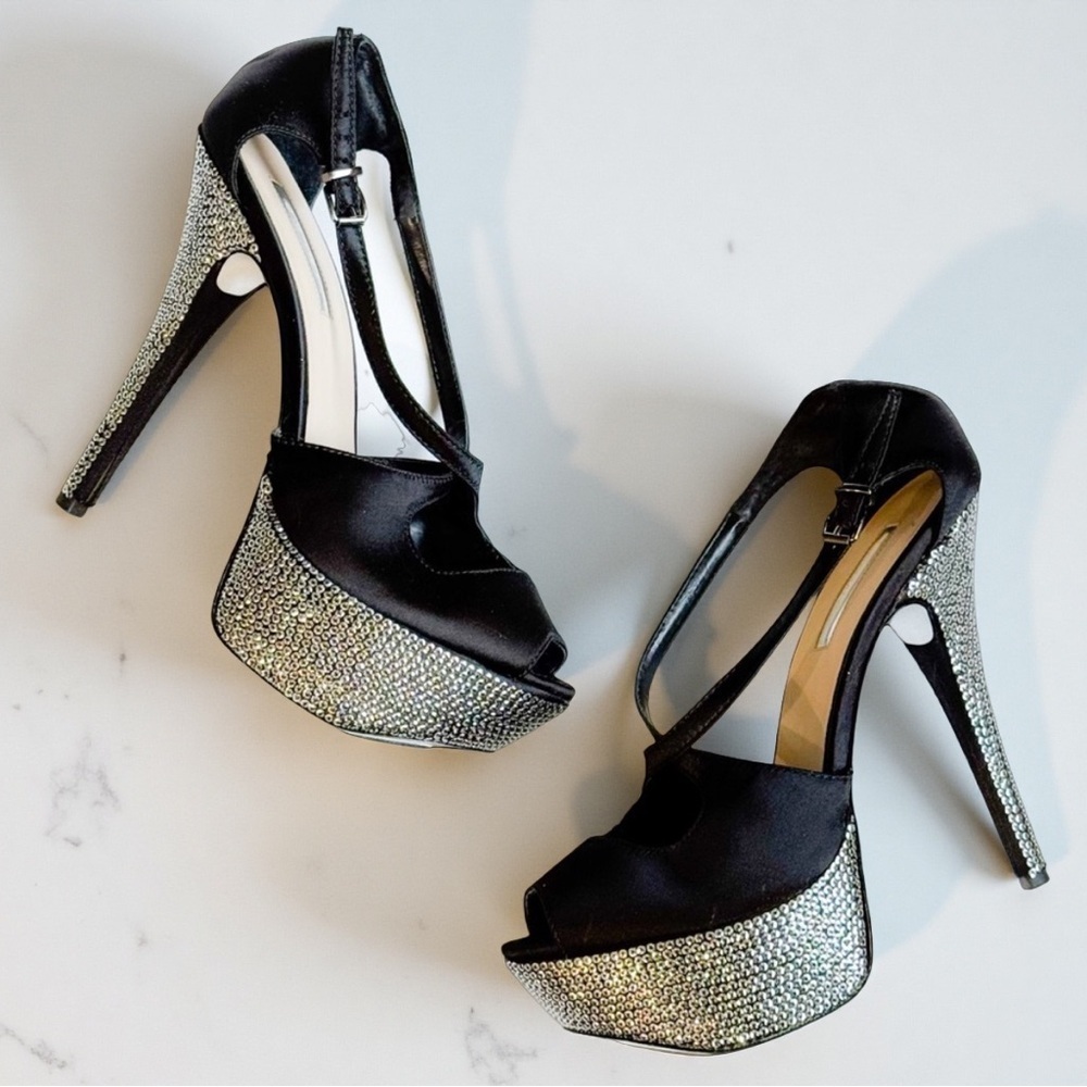 H by Halston sequin jeweled/ embellished platform heel ❤️ - Picture 2 of 7